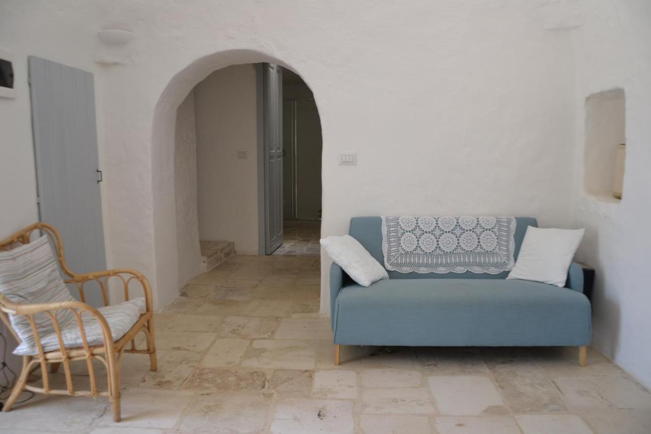 בית הארחה לוקורוטונדו 	Trullo Piccola Contrada מראה חיצוני תמונה